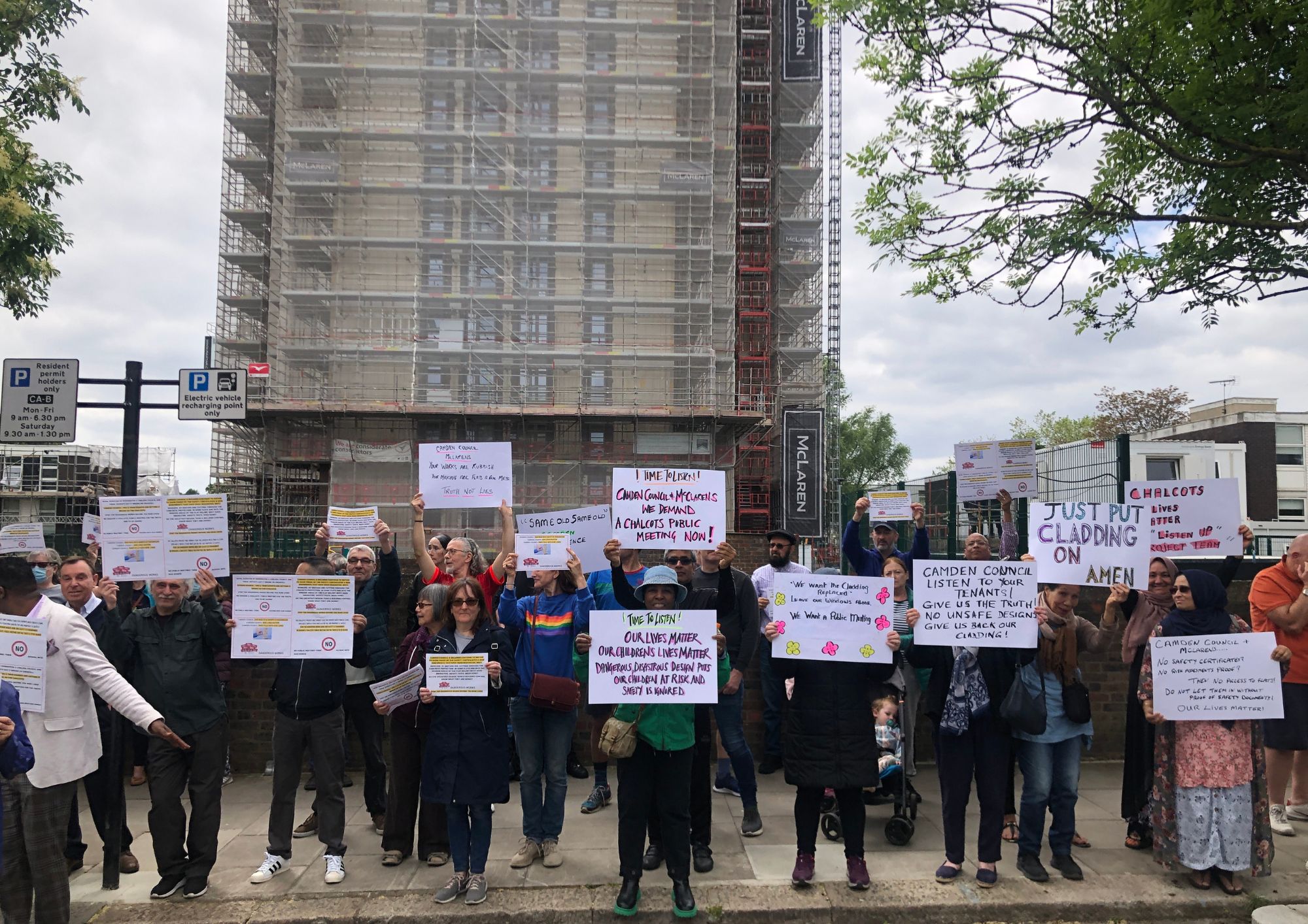 chalcots protest (1)