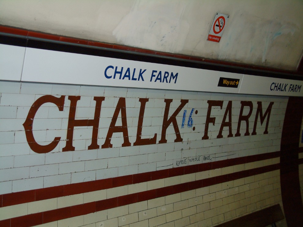 Chalk Farm-Underground Station-platform level sign001-2001