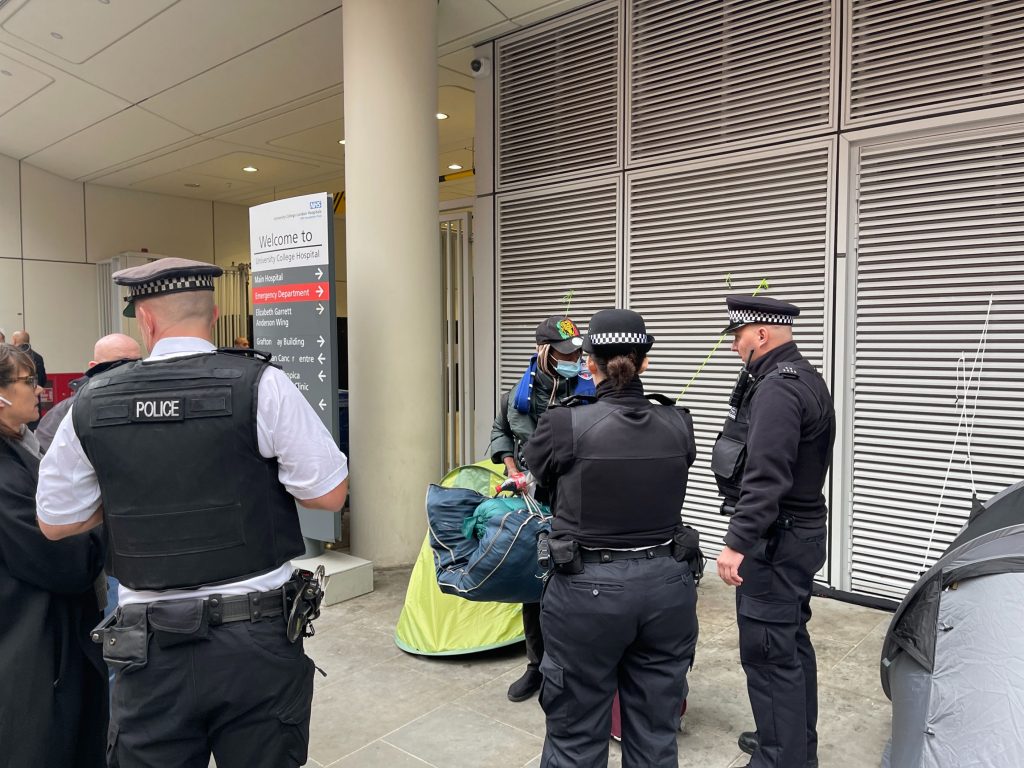 Police outside UCLH