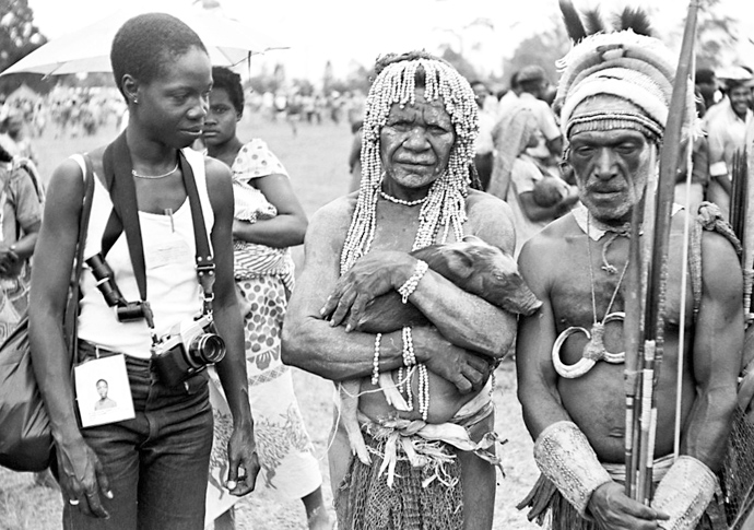 Merle with festival goers in Papua New Guinea. Photo Gottfried Heuer