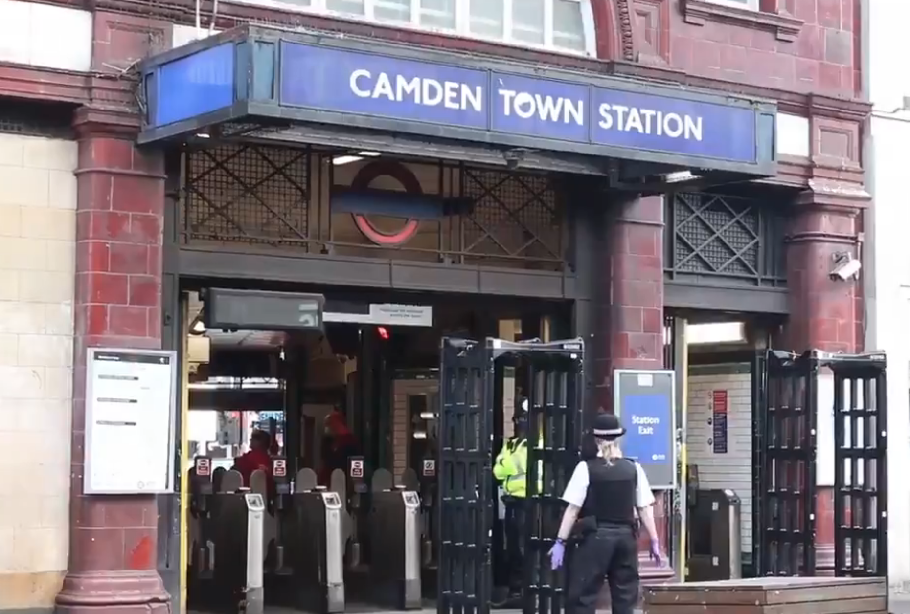 knife arches camden town station